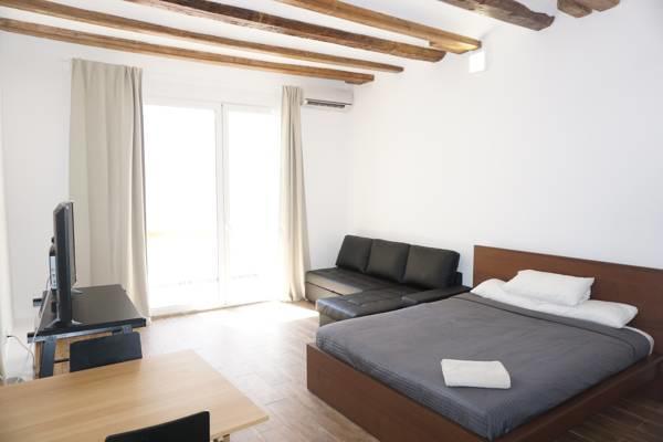 Spacious Doubleroom Apartment At Sants Barcelona Eksteriør bilde